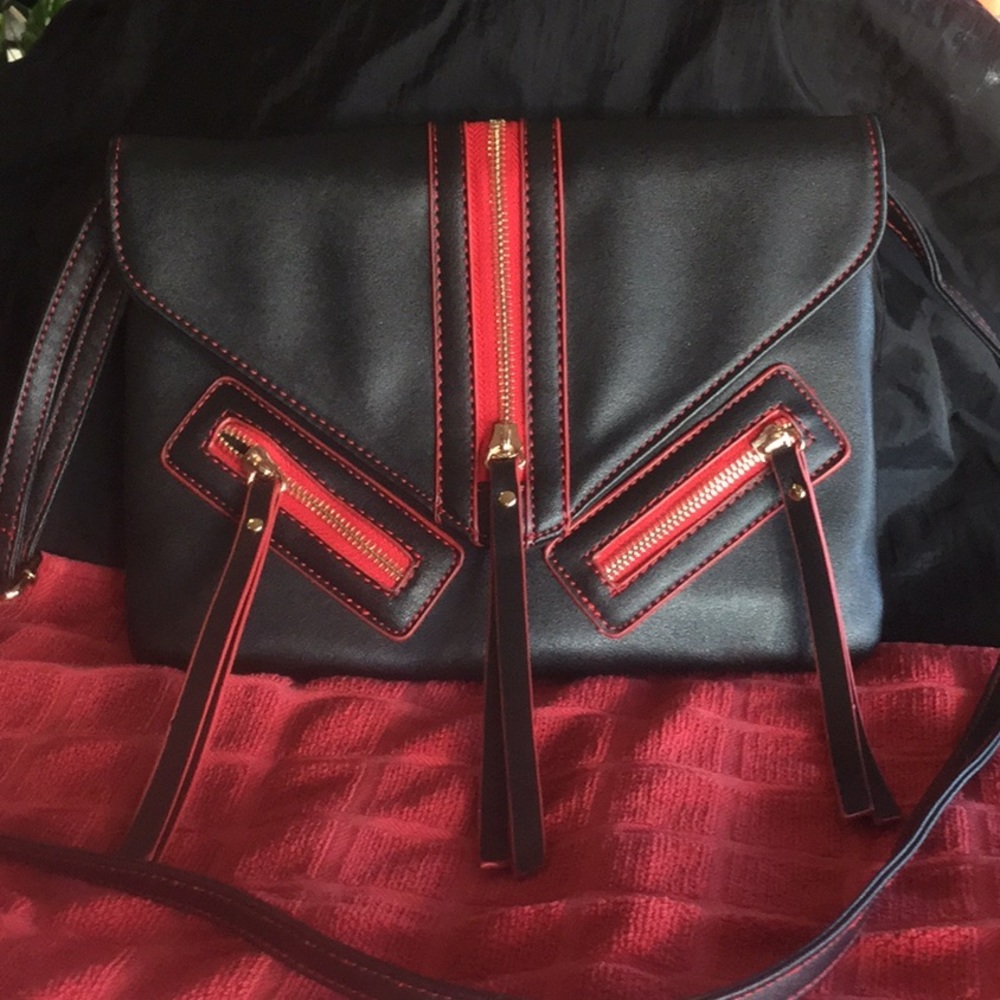 Olivia Miller crossbody bag
